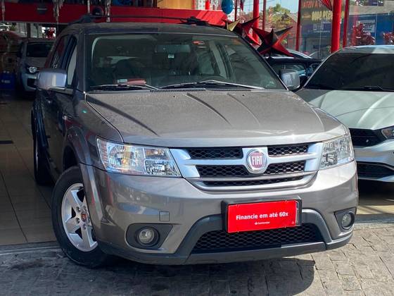 FIAT FREEMONT 2.4 EMOTION 16V GASOLINA 4P AUTOMÁTICO